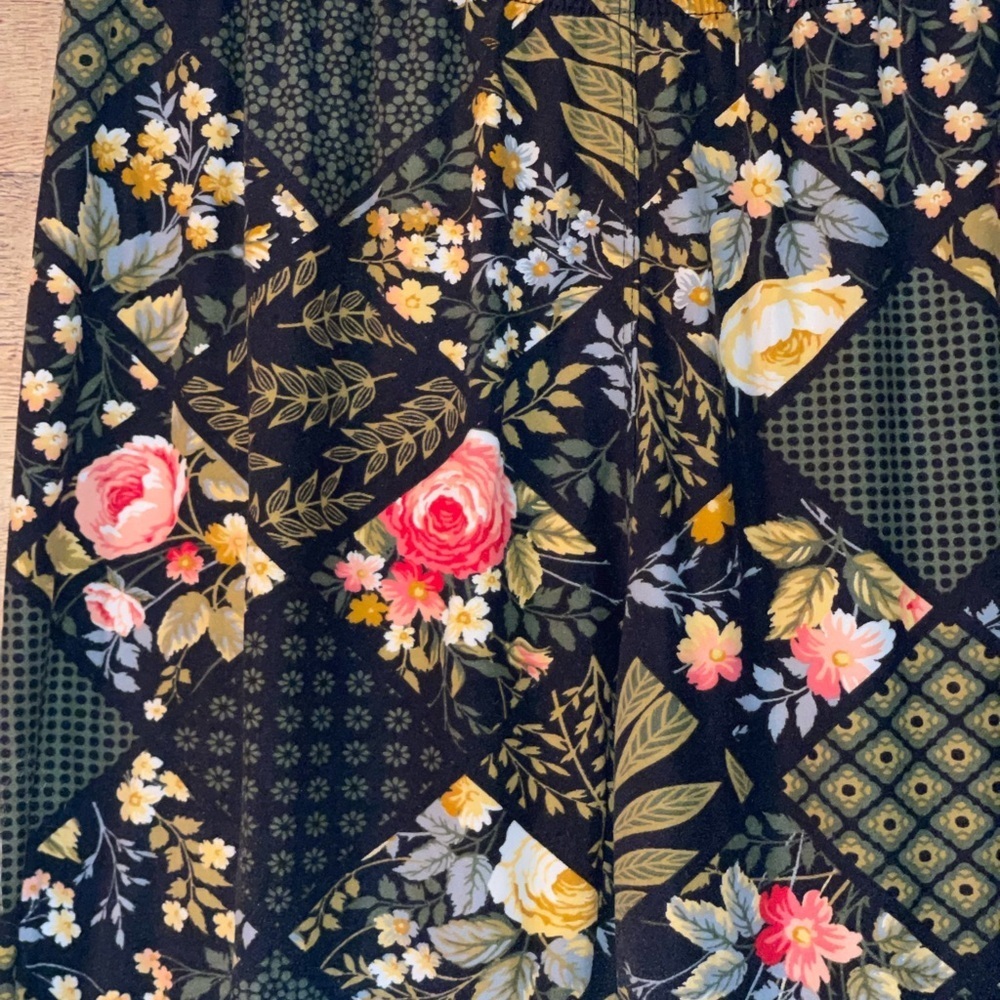 Cottagecore floral leggings - Picture 2 of 3